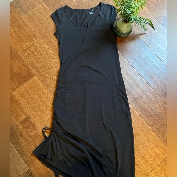 knee length dresses for ladies Toad&Co Manzana Paneled Midi Long-Sleeve Dress